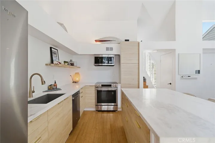 805 Grayling Bay, Costa Mesa, California 92626