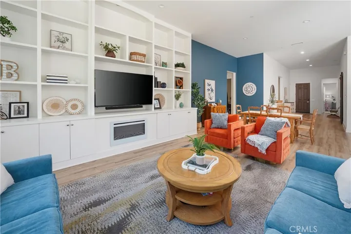 19045 Martino Court, Saugus, California 91350