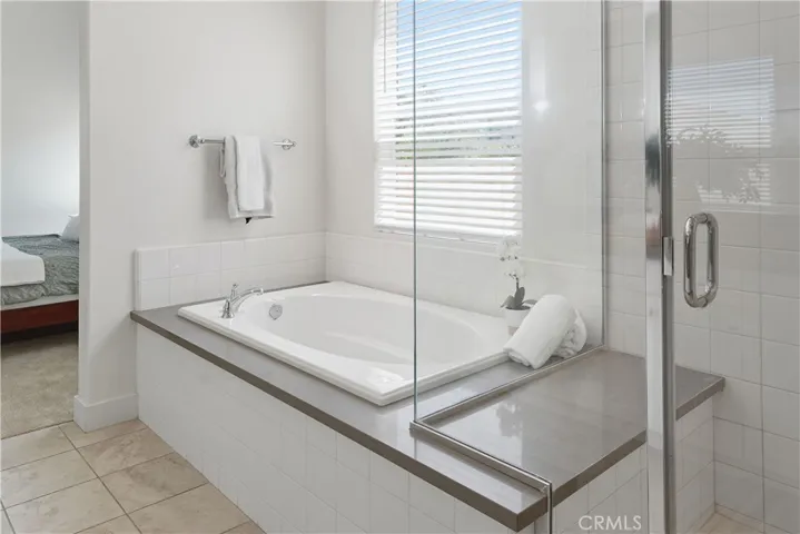 19045 Martino Court, Saugus, California 91350