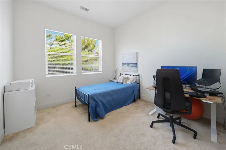 19045 Martino Court, Saugus, California 91350