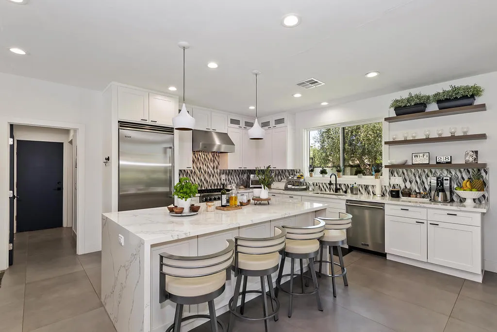 018_Kitchen