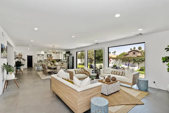 010_Living Room