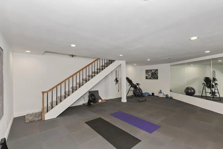 034_Workout Room