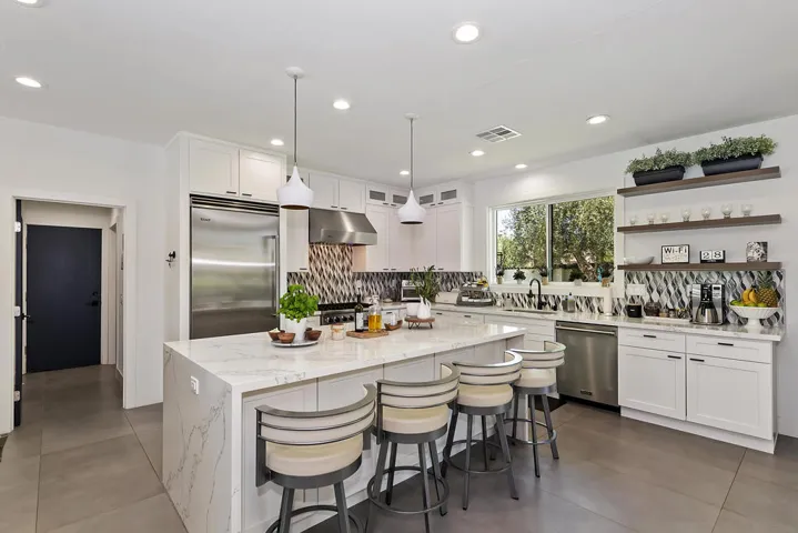 018_Kitchen