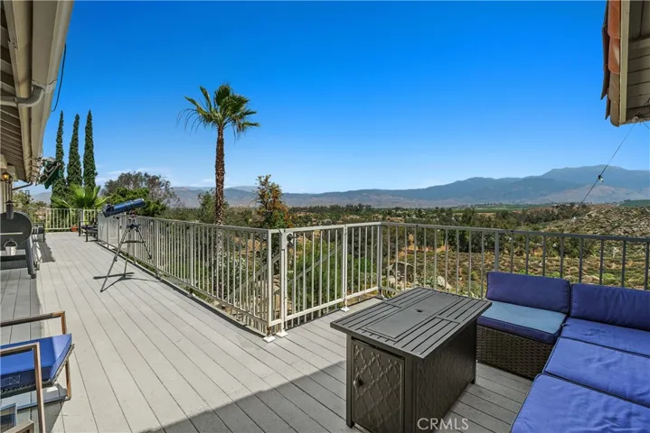 27830 Hemet Street, Hemet, California 92544