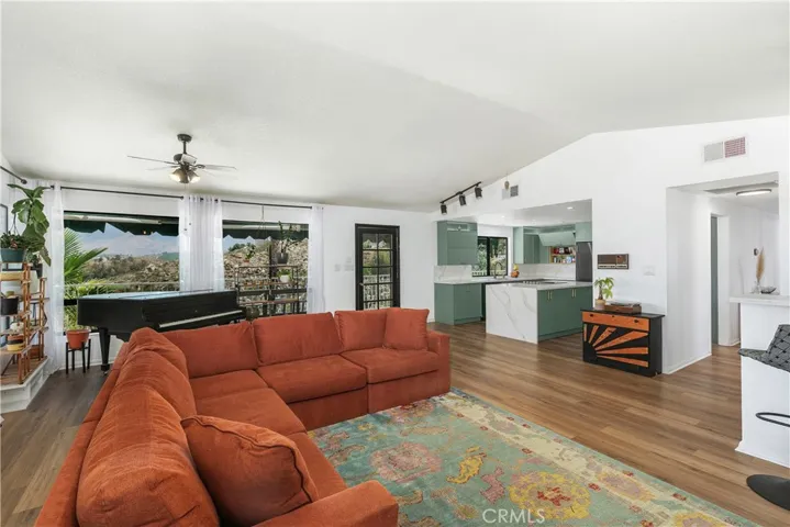 27830 Hemet Street, Hemet, California 92544