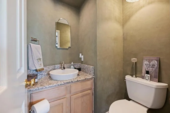 Bathroom (7)