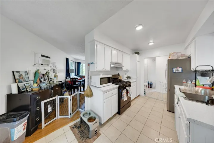 2040 Sierra Leone, Rowland Heights, California 91748