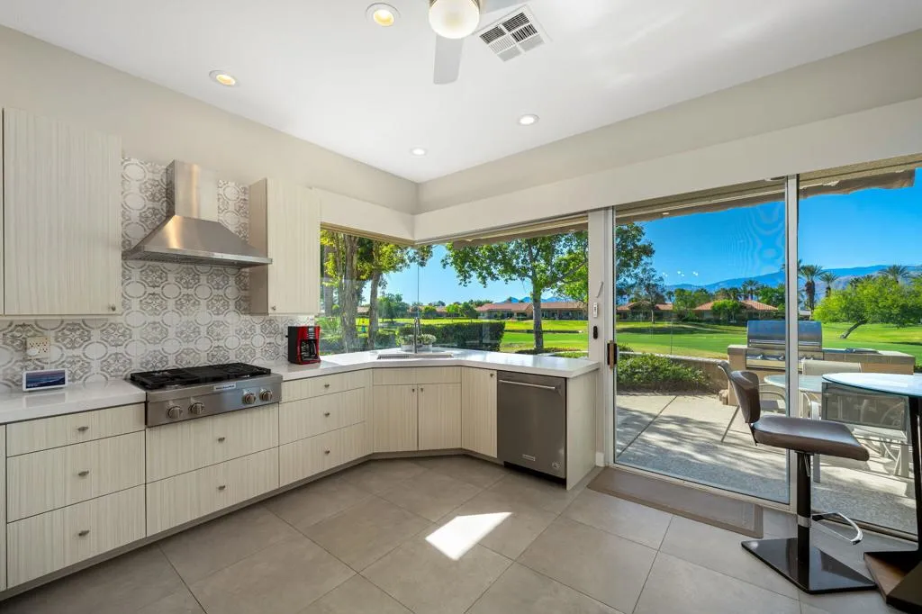 32-web-or-mls-JBCosta_OPMG_0426_032