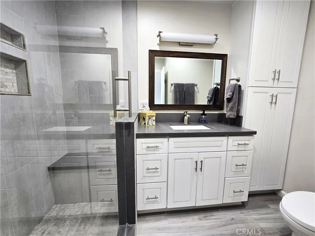 Guest house bathroom