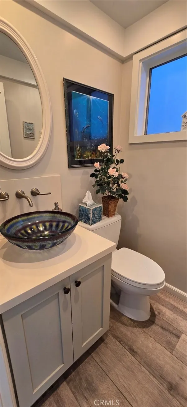 Powder room