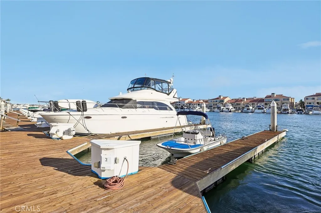 45' Slip for your yacht, duffy or dinghy.