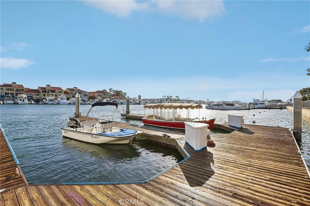 16' Wide x 45' Long. Easily fits a 50' Yacht