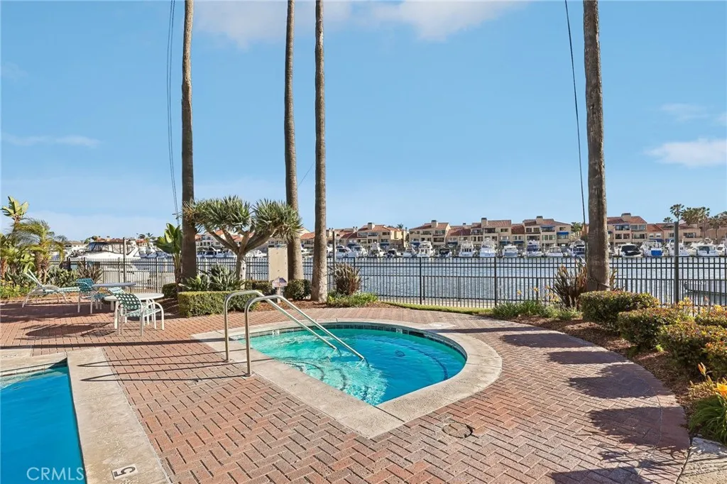 Spa overlooks the harbor. Enjoy magical days and evenings with friends.