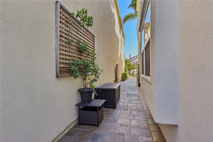 Side yard offers space to store items or create a garden