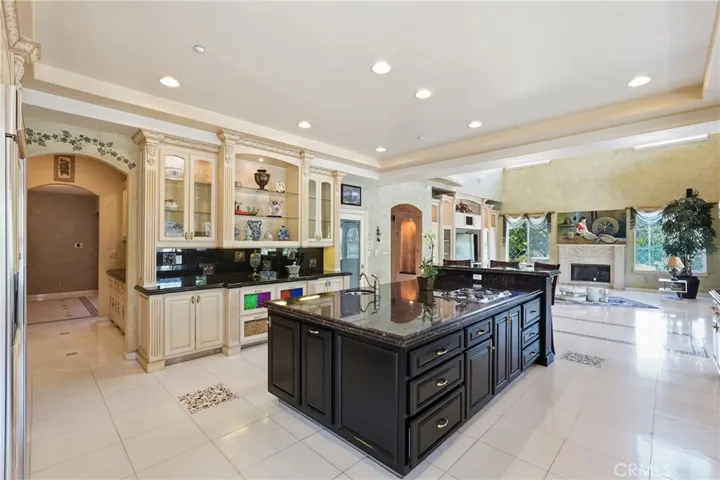 Spacious Kitchen