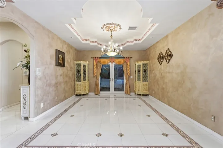 Formal dining, courtyard entry