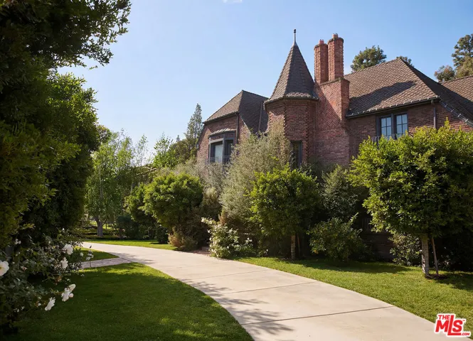 2501 N Vermont Avenue, Los Angeles, California 90027