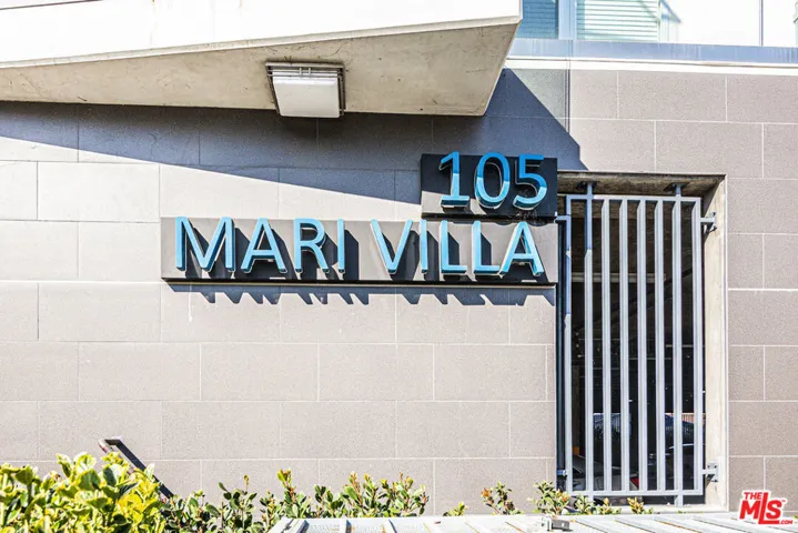 105 S Mariposa Avenue 204, Los Angeles, California 90004