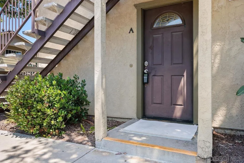 156 Avenida Descanso A, Oceanside, California 92057 — photo 4