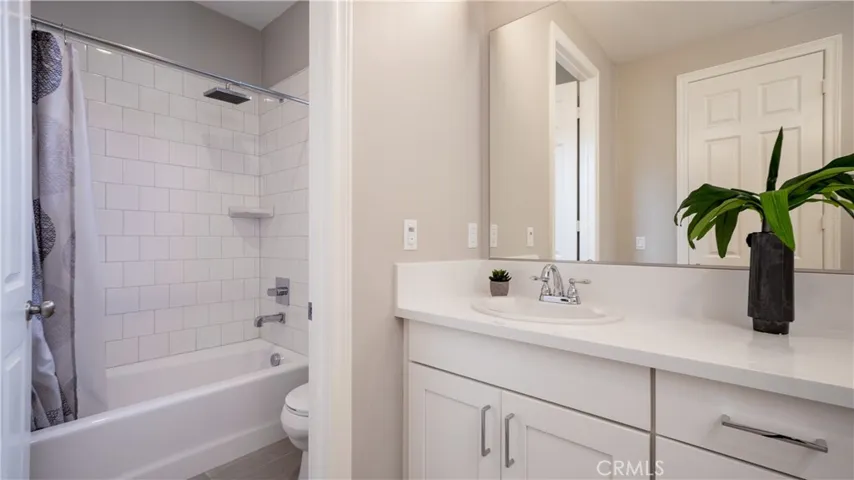 Jack-n-Jill Bathroom