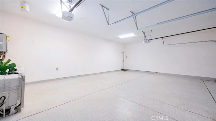 3-Car Garage