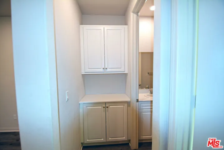 14107 W Birch Lane, Van Nuys, California 91405