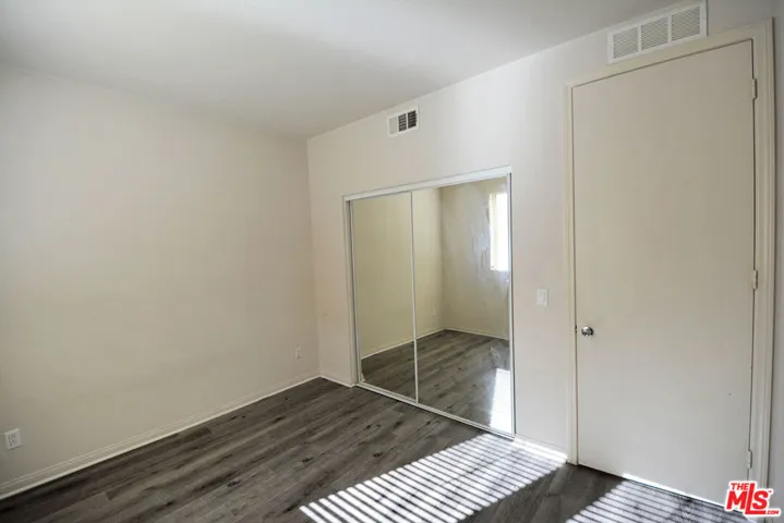 14107 W Birch Lane, Van Nuys, California 91405