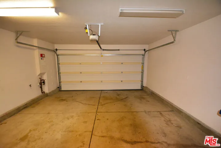 14107 W Birch Lane, Van Nuys, California 91405