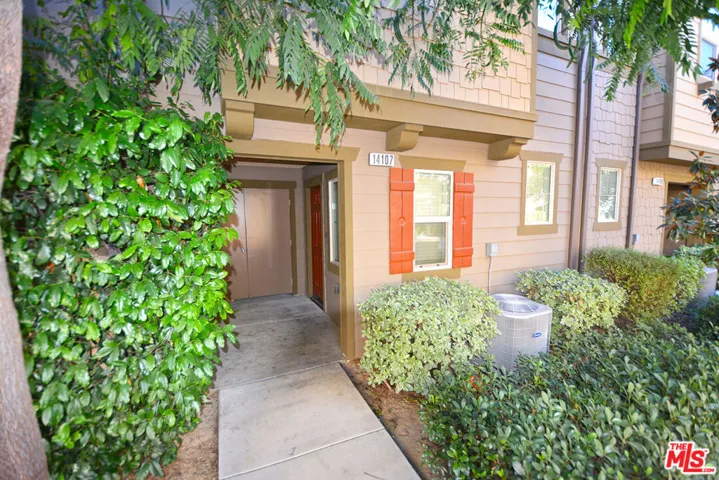 14107 W Birch Lane, Van Nuys, California 91405