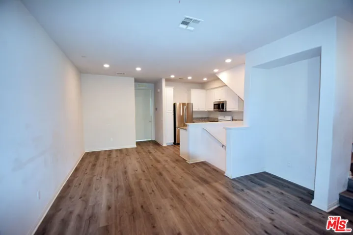 14107 W Birch Lane, Van Nuys, California 91405
