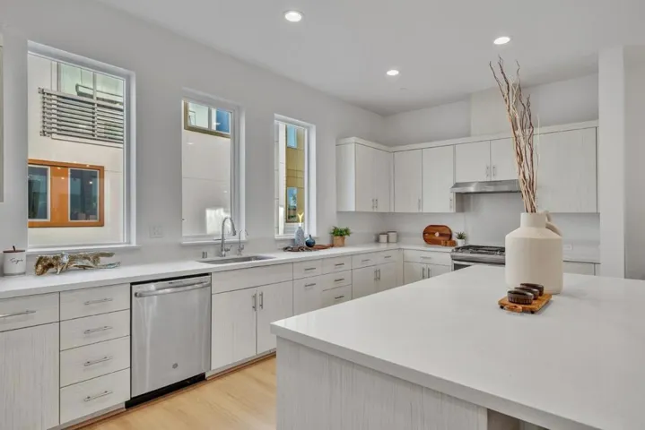 7922 Regional, Dublin, California 94568