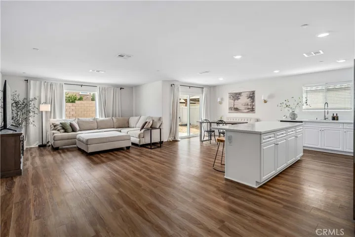 3561 Garnet Ln, Lancaster, California 93535