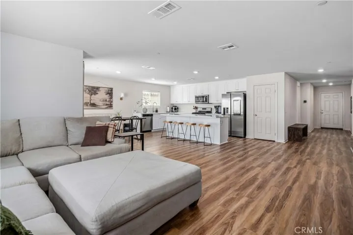 3561 Garnet Ln, Lancaster, California 93535