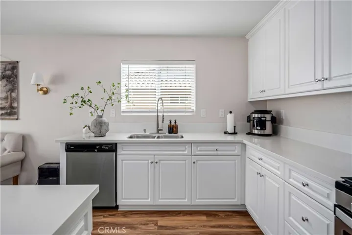 3561 Garnet Ln, Lancaster, California 93535