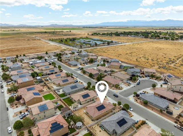 3561 Garnet Ln, Lancaster, California 93535