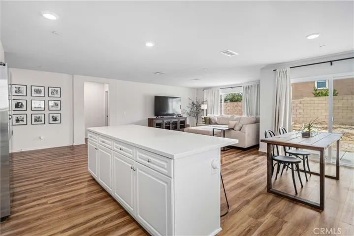 3561 Garnet Ln, Lancaster, California 93535