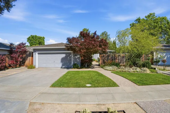 852 Peach Avenue, Sunnyvale, California 94087