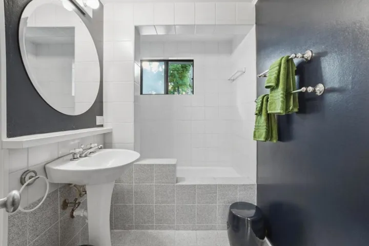 852 Peach Avenue, Sunnyvale, California 94087