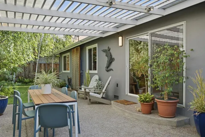 852 Peach Avenue, Sunnyvale, California 94087