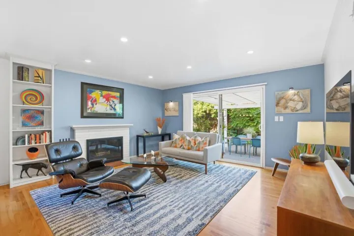 852 Peach Avenue, Sunnyvale, California 94087