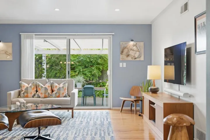 852 Peach Avenue, Sunnyvale, California 94087