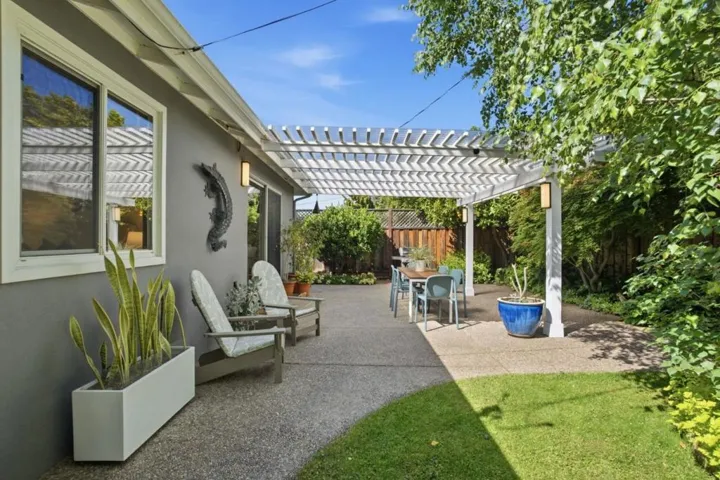 852 Peach Avenue, Sunnyvale, California 94087