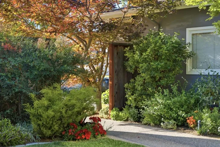 852 Peach Avenue, Sunnyvale, California 94087