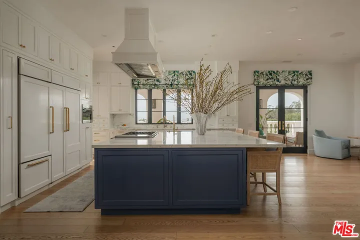 1475 E Mountain Drive, Santa Barbara, California 93108