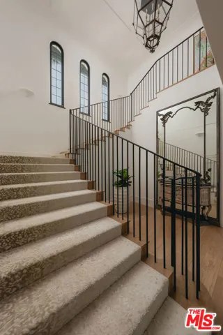 1475 E Mountain Drive, Santa Barbara, California 93108