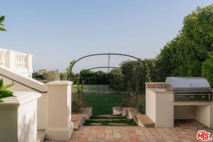 1475 E Mountain Drive, Santa Barbara, California 93108