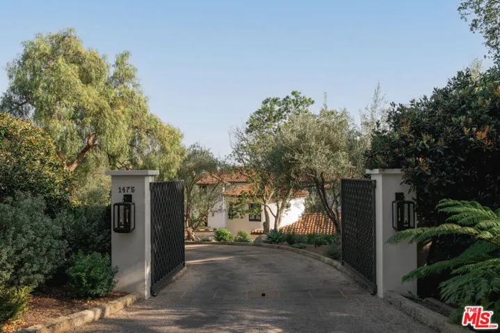 1475 E Mountain Drive, Santa Barbara, California 93108