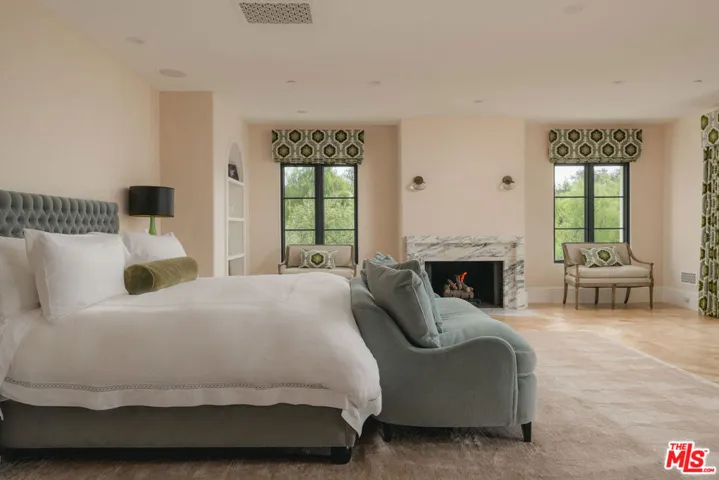 1475 E Mountain Drive, Santa Barbara, California 93108