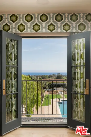 1475 E Mountain Drive, Santa Barbara, California 93108